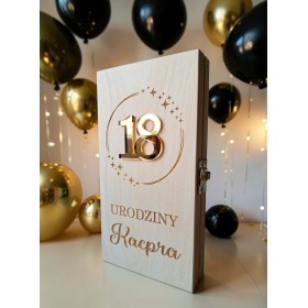 Drewniane pudełko na pieniądze URODZINY