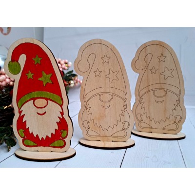 Drewniany skrzat 12cm